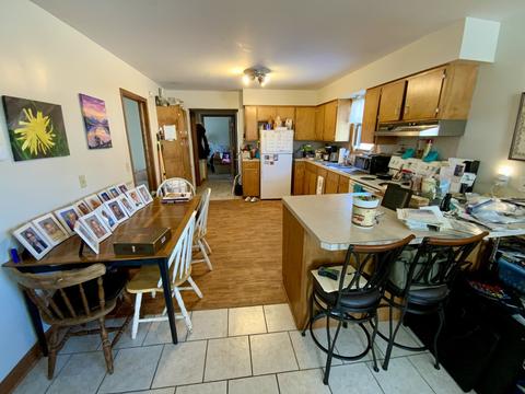 602 Deleon St, Ottawa, IL 61350 photo 2