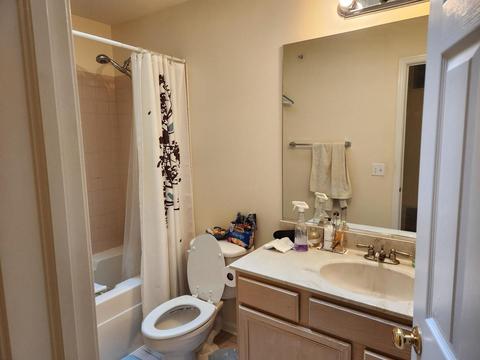 670 Mill Cir #305, Wheeling, IL 60090 photo 12