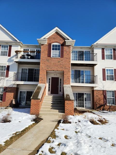 670 Mill Cir #305, Wheeling, IL 60090 photo 2