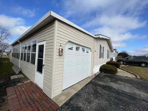 4918 Laquinta Dr, Monee, IL 60449 photo 2