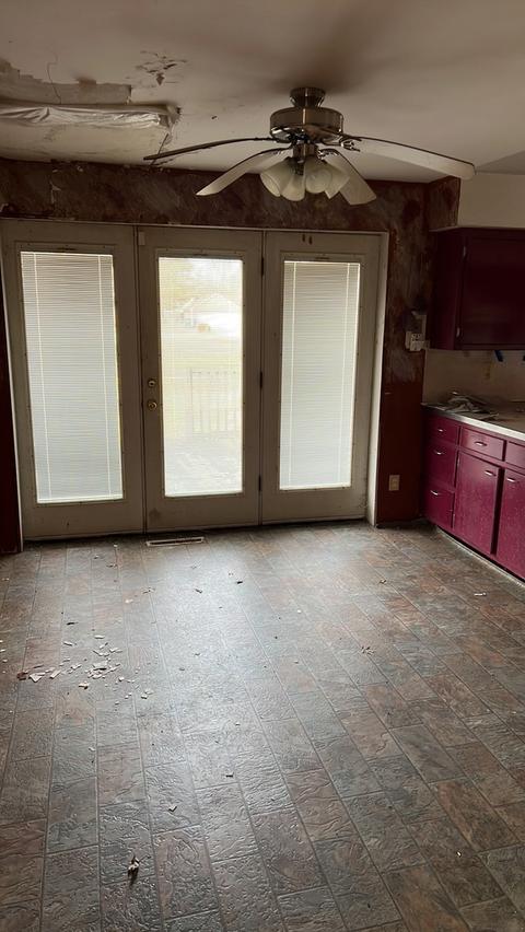 1979 E Chestnut St, Kankakee, IL 60901 photo 4