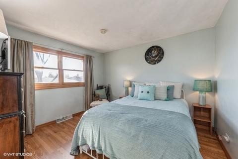 835 Concord Ln, Hoffman Estates, IL 60192 photo 17