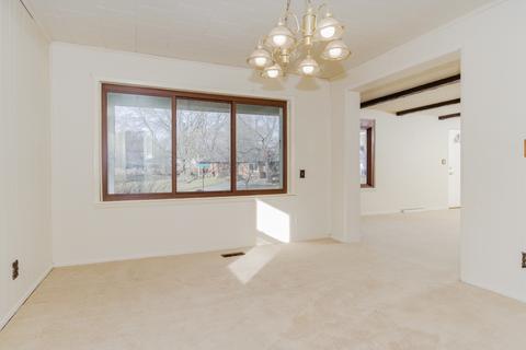 1106 Maplewood Dr, Normal, IL 61761 photo 12