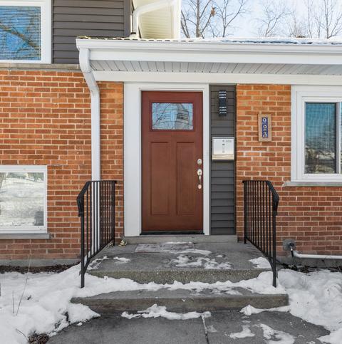 923 Clark Ln, Des Plaines, IL 60016 photo 4
