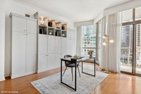 21 E Huron St #1105, Chicago, IL 60611 photo 12