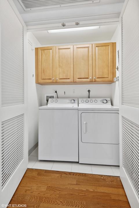21 E Huron St #1105, Chicago, IL 60611 photo 29