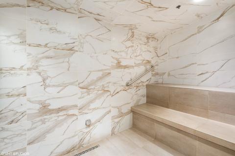 21 E Huron St #1105, Chicago, IL 60611 photo 47