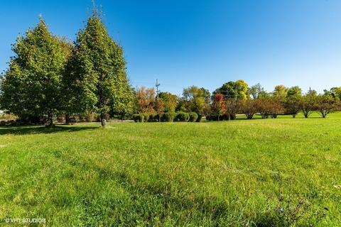 1618 Providence Dr, Mchenry, IL 60051 photo 2