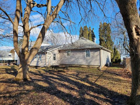 304 Walnut St, Prophetstown, IL 61277 photo 10