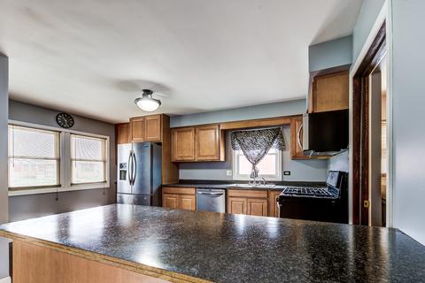 3908 153rd St, Midlothian, IL 60445 photo 6