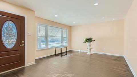 644 E 155th Pl, Phoenix, IL 60426 photo 4