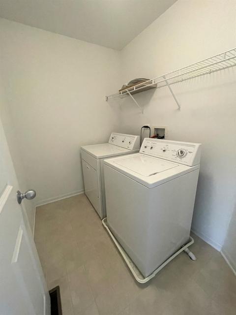 5583 Mcdonough Rd, Hoffman Estates, IL 60192 photo 14