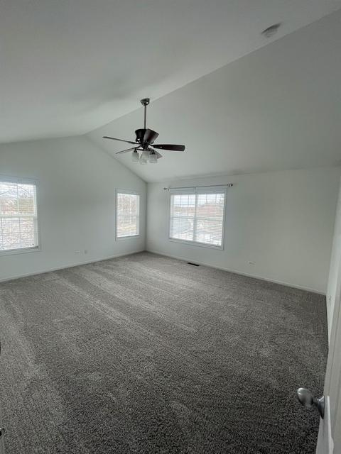 5583 Mcdonough Rd, Hoffman Estates, IL 60192 photo 9