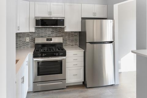1740 Robin Walk #C, Hoffman Estates, IL 60169 photo 7