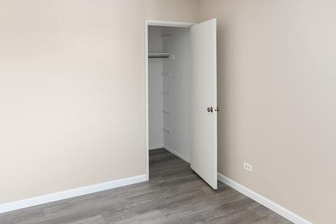 1740 Robin Walk #C, Hoffman Estates, IL 60169 photo 14