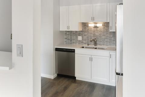 1740 Robin Walk #C, Hoffman Estates, IL 60169 photo 6