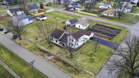 211 N Monroe St, Gardner, IL 60424 photo 31