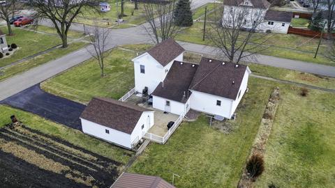 211 N Monroe St, Gardner, IL 60424 photo 30