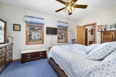 211 N Monroe St, Gardner, IL 60424 photo 14