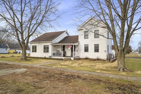 211 N Monroe St, Gardner, IL 60424 photo 3