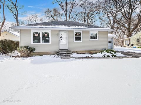 147 Cherry St, Cary, IL 60013 photo 2