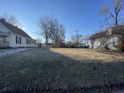 1003 N Prospect Ave, Champaign, IL 61820