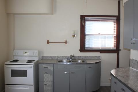 314 E 3rd St, Rock Falls, IL 61071 photo 2