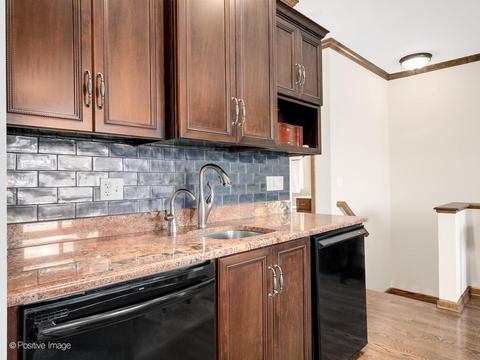 323 E Liberty Dr, Wheaton, IL 60187 photo 32