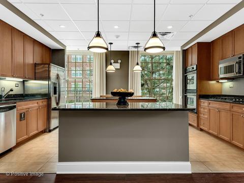 323 E Liberty Dr, Wheaton, IL 60187 photo 45