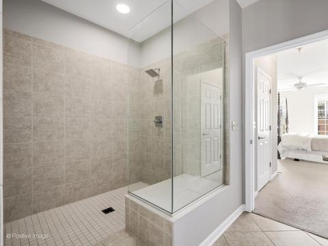 323 E Liberty Dr, Wheaton, IL 60187 photo 25
