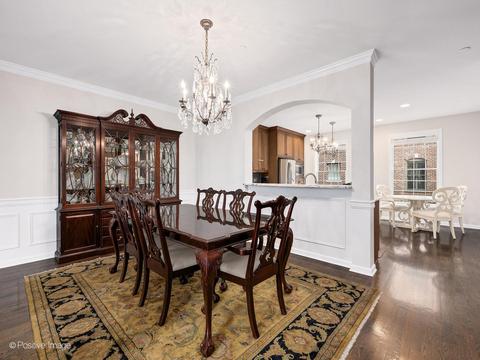 323 E Liberty Dr, Wheaton, IL 60187 photo 9