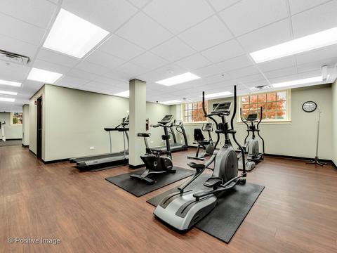 323 E Liberty Dr, Wheaton, IL 60187 photo 38