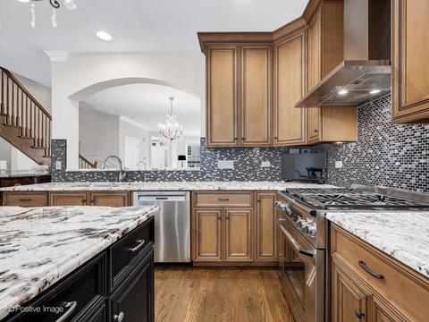 323 E Liberty Dr, Wheaton, IL 60187 photo 15