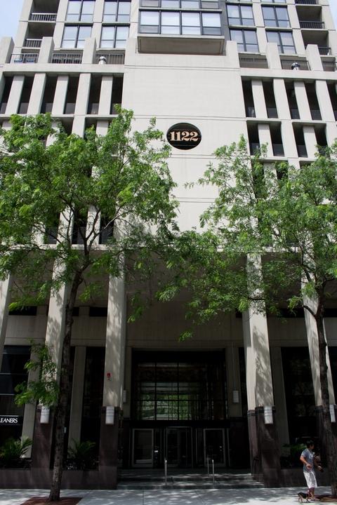 1122 N Clark St #539, Chicago, IL 60610