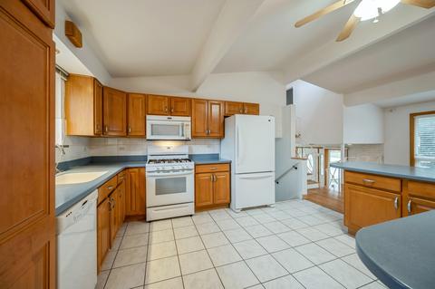 643 Clearview Dr, Glenview, IL 60025 photo 5