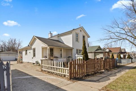 779 Spring St, Aurora, IL 60505 photo 1
