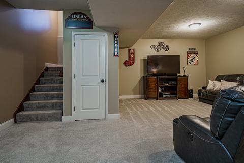 5107 Longfield Rd, Bloomington, IL 61705 photo 5