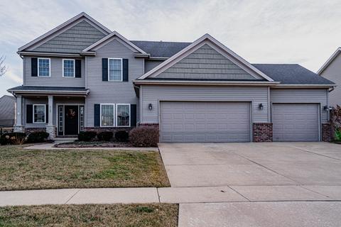5107 Longfield Rd, Bloomington, IL 61705 photo 1