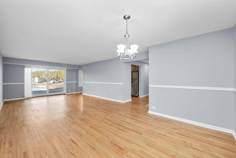 5400 Astor Ln #117, Rolling Meadows, IL 60008 photo 2