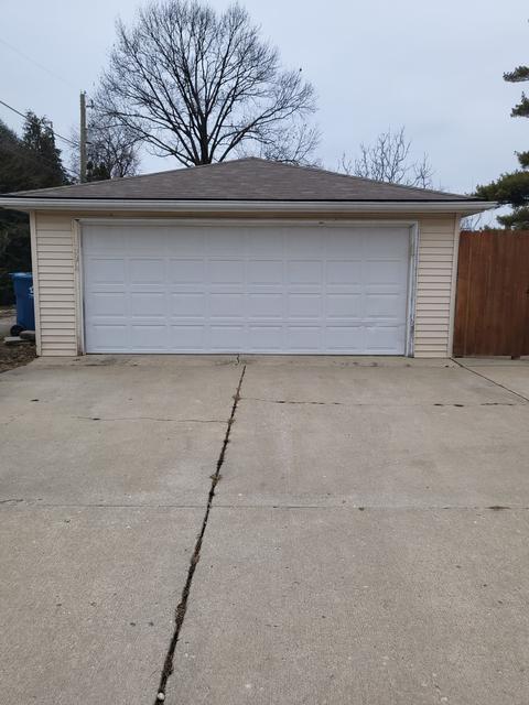 313 Pasadena Ave, Crest Hill, IL 60403 photo 2