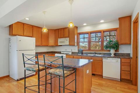 905 Peter St, Mchenry, IL 60051 photo 7