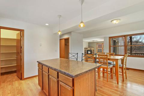 905 Peter St, Mchenry, IL 60051 photo 8
