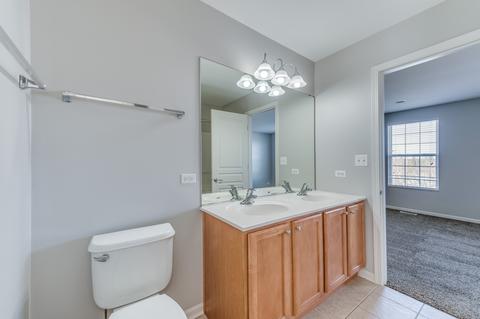 1005 Reserve Dr, Elgin, IL 60124 photo 15