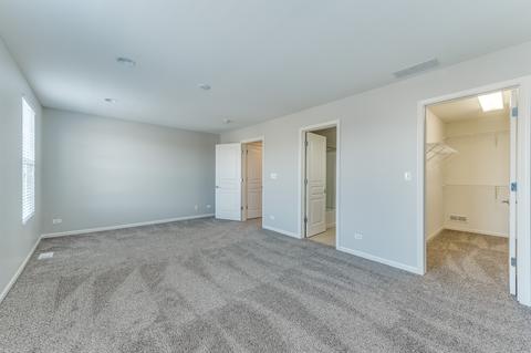 1005 Reserve Dr, Elgin, IL 60124 photo 12