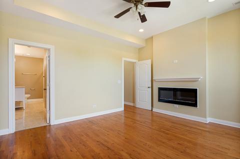 4458 S Berkeley Ave, Chicago, IL 60653 photo 14