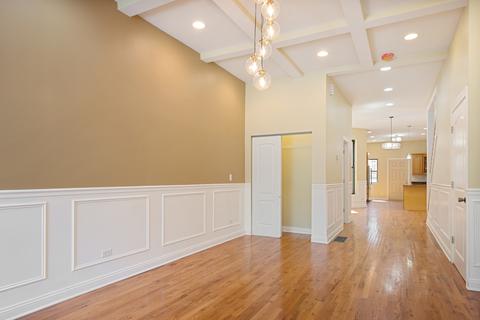 4458 S Berkeley Ave, Chicago, IL 60653 photo 8