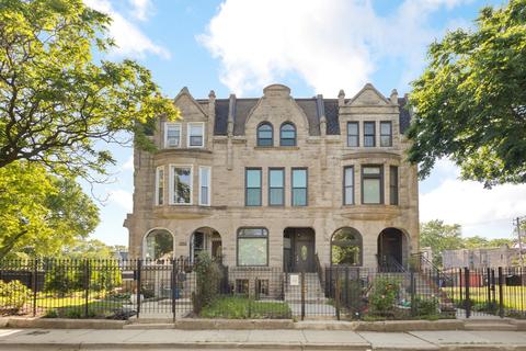 4458 S Berkeley Ave, Chicago, IL 60653 photo 1