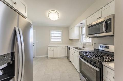 1314 Campbell Ave, Wheaton, IL 60189 photo 3