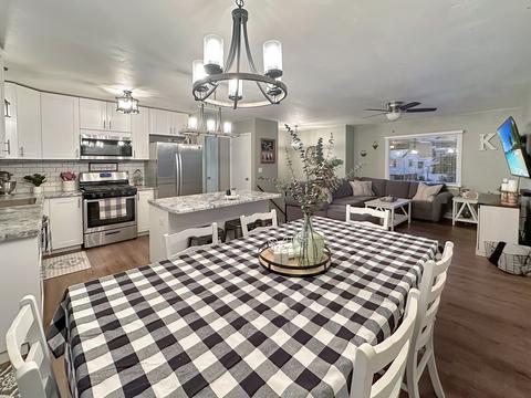 1732 Ridge Dr, Freeport, IL 61032 photo 9