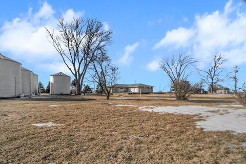 7030 S Woods Rd, Gardner, IL 60424 photo 42